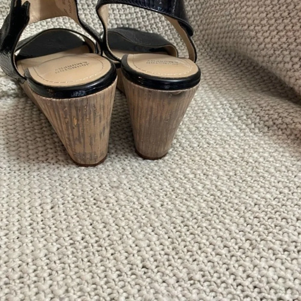 Johnston & Murphy Wedge Sandals, Size 10‎